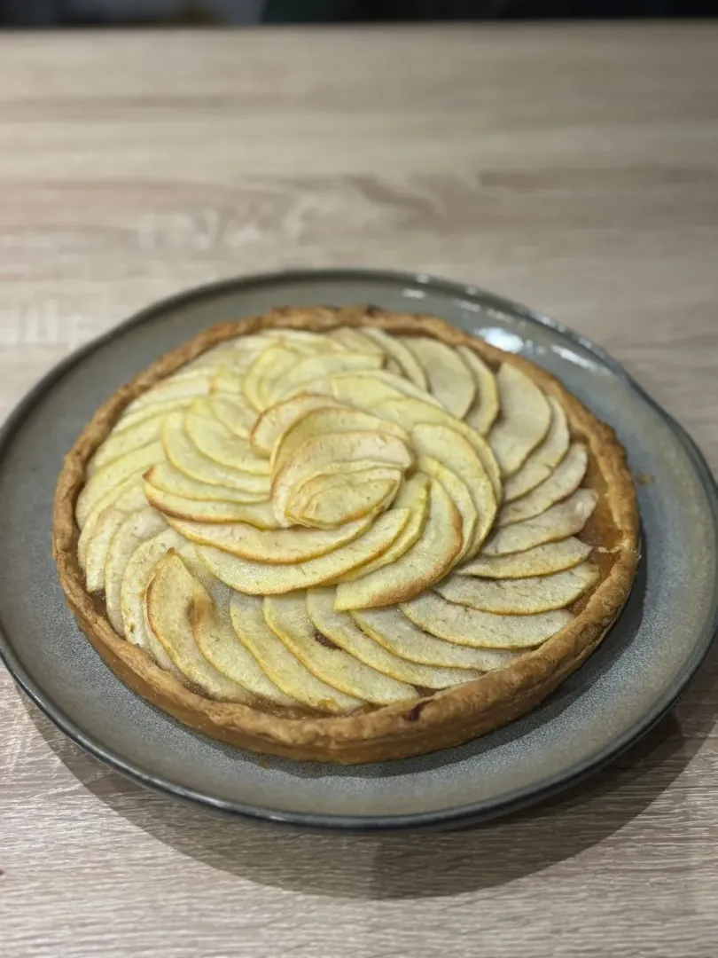 Apple pie and sweet desserts dogs should not share